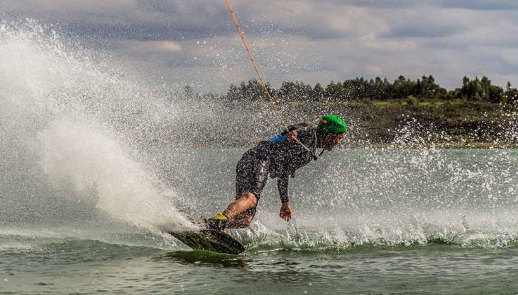 wake beach wakeboard fahren