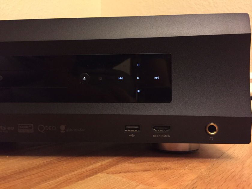 Oppo Digital BDP-105  Black Oppo BDP-105 Universal Audiophile Blu-ray Disc Player