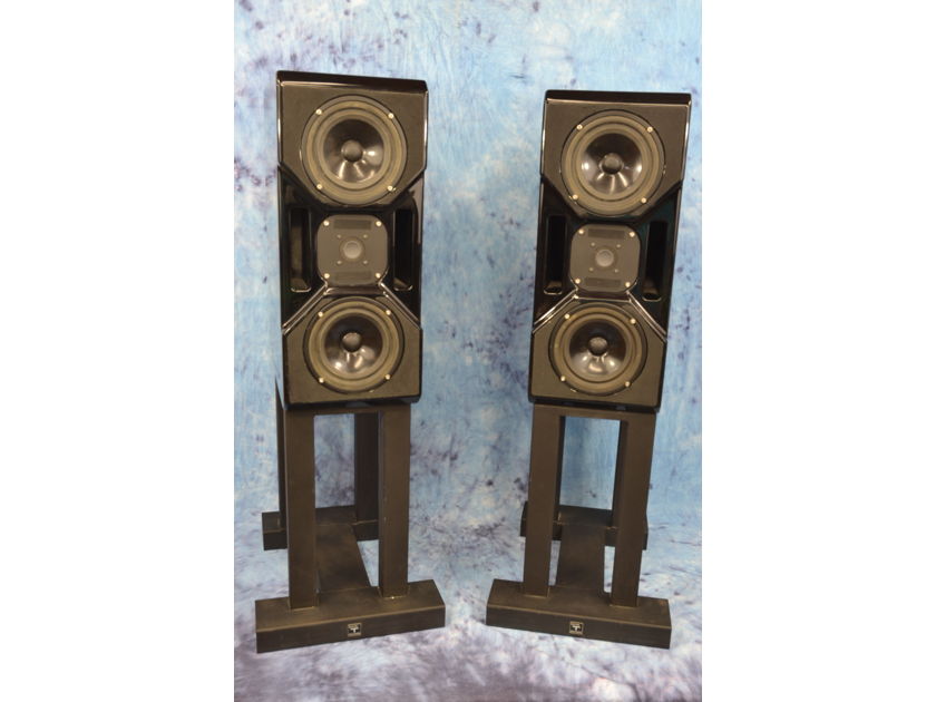Wilson CUB  Monitors with Stands