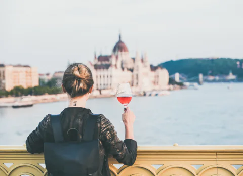 Full Day Budapest City Tour with Lunch, Wine & Dessert