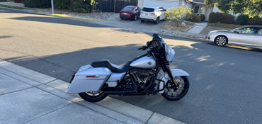 2023 HARLEY-DAVIDSON STREET GLIDE SPECIAL motorcycle for rent near Pleasanton, CA