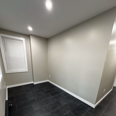 SJU Student Friendly Apt - Near Gate 6 (Partial Furnish)