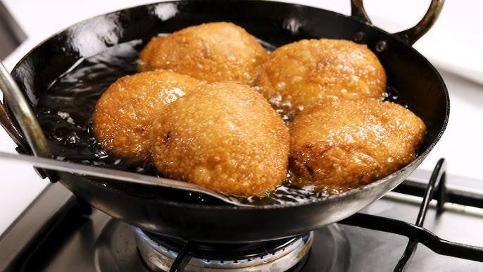 Deep fry kachori
