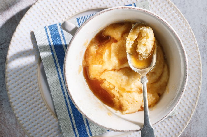 Pouding chômeur dans une tasse