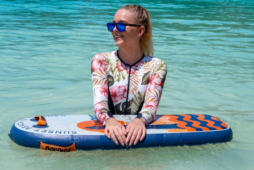 Inflatable bodyboard made in military-grade PVC material and EVA for non-slip surface