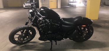 2019 HARLEY-DAVIDSON SPORTSTER IRON 883 motorcycle for rent near Los Angeles, CA