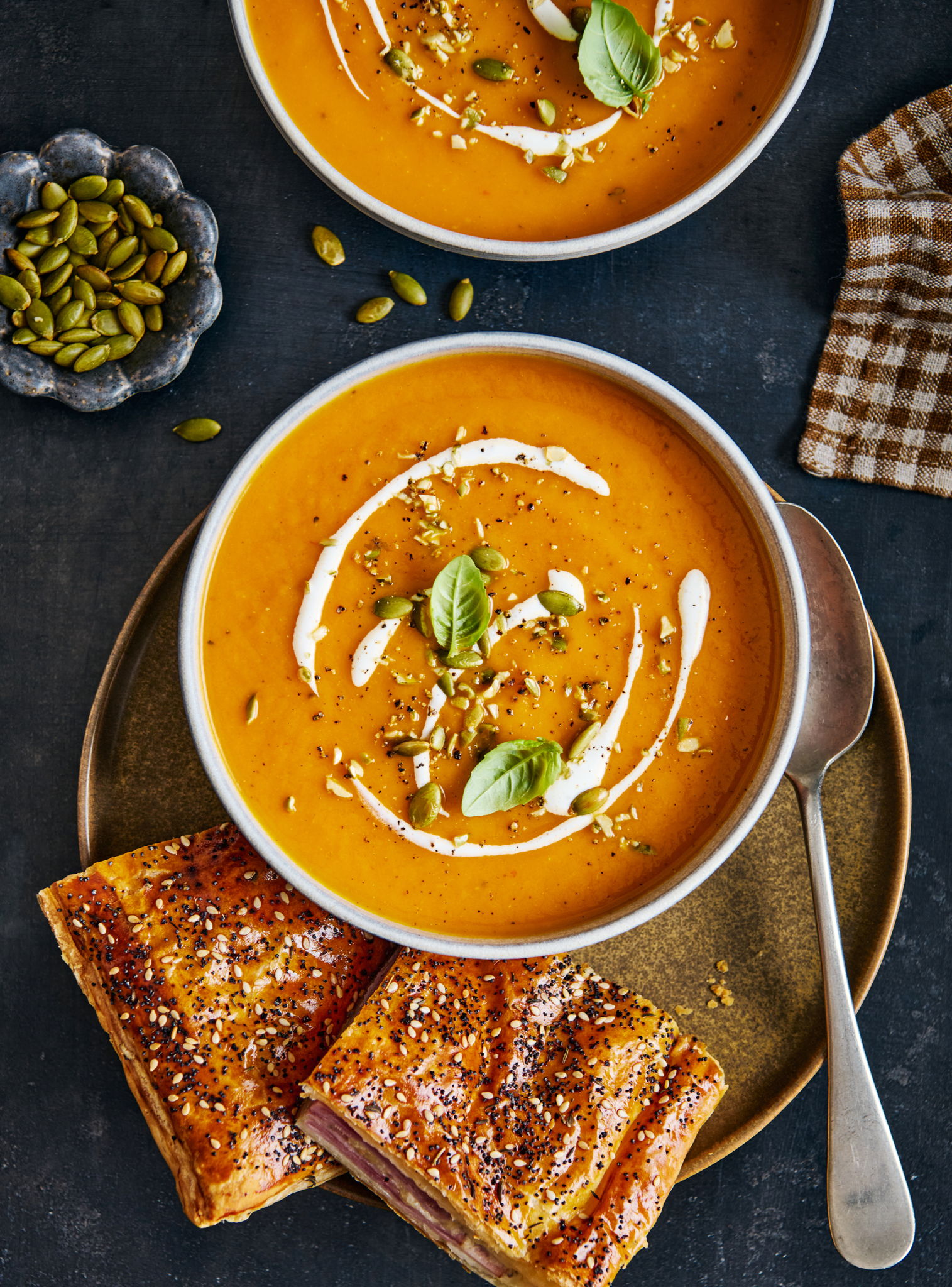 Squash and Roasted Tomato Soup | RICARDO