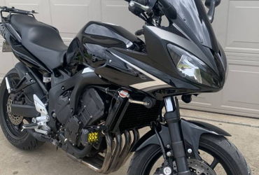 2009 YAMAHA FZ6 motorcycle for rent near Rogers, AR