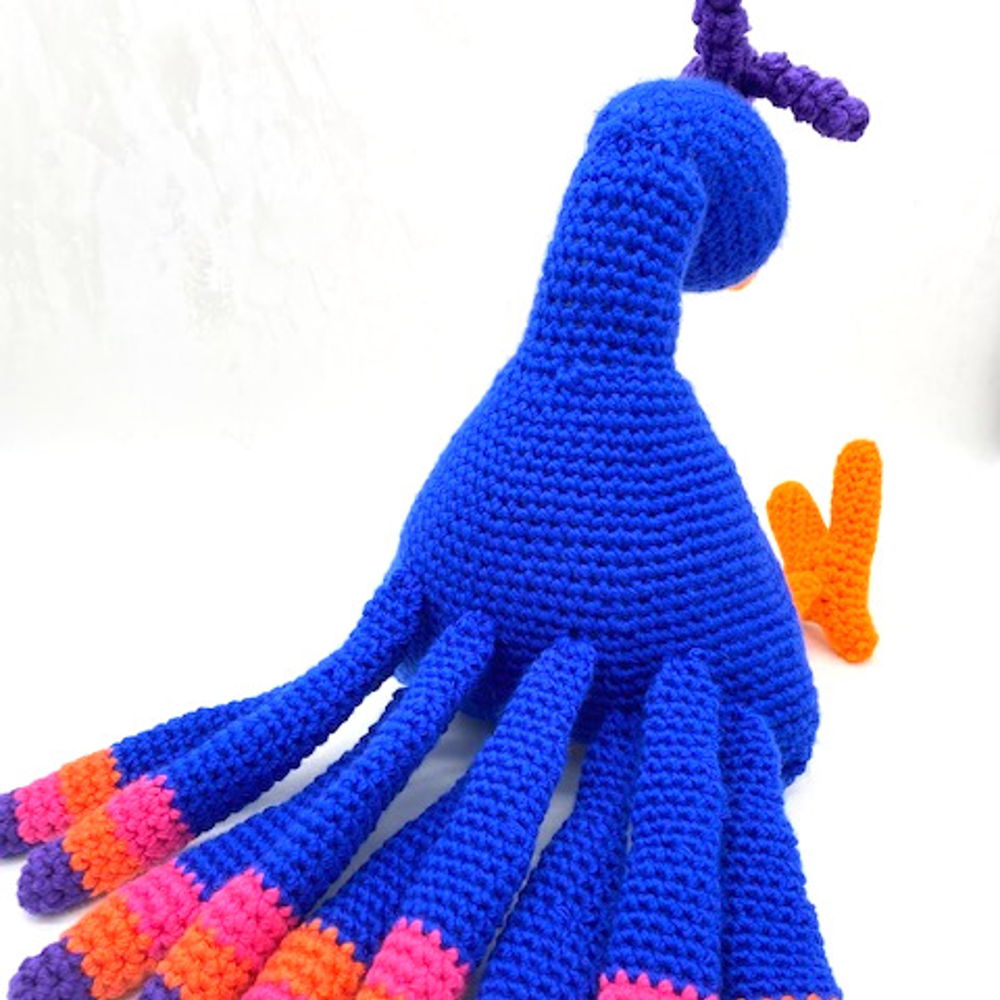 Bird Buddy Peacock gehaakt Amigurumi-patroon