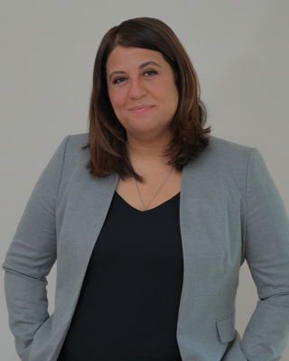 Amira  Semrani