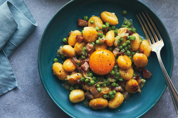 Grilled Gnocchi Carbonara