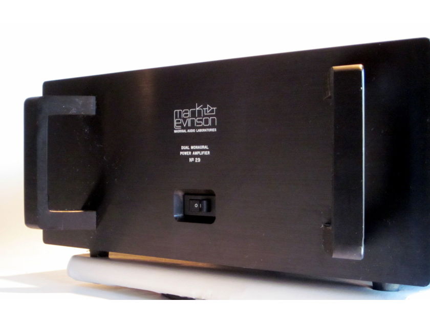 MARK LEVINSON  No. 29 Dual Monaural Stereo Power Amplifier