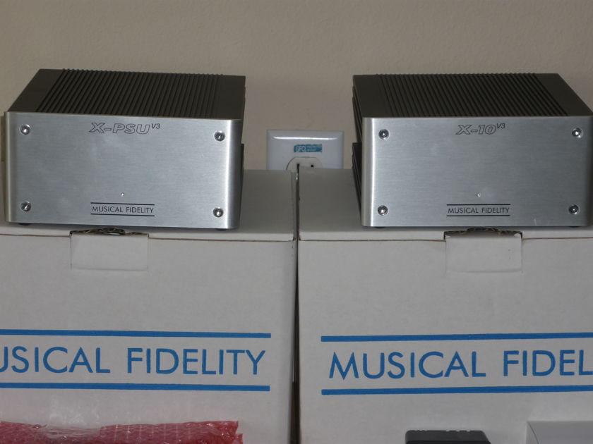 Musical Fidelity X-10 V3 Tube Buffer & X-10 PSU Power Supply