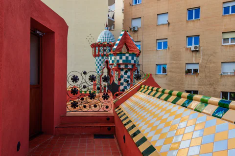 Barcelona Gaudi Houses Tour: Casa Vicens, Pedrera & Casa Batlló
