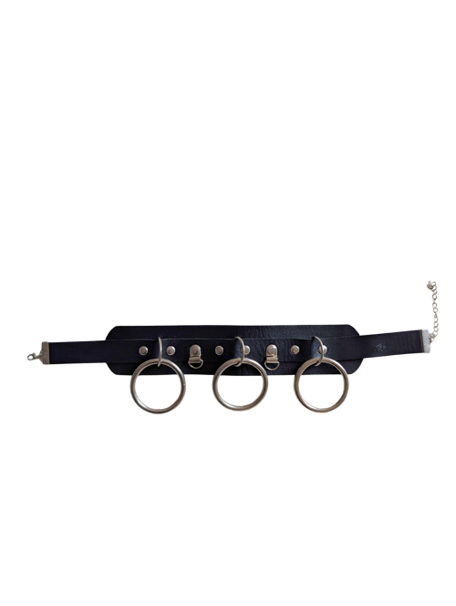 Triple O ring choker