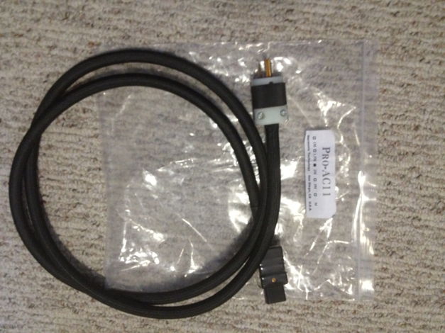 Harmonic Tech Pro-AC11 Power Cable 2 Meters