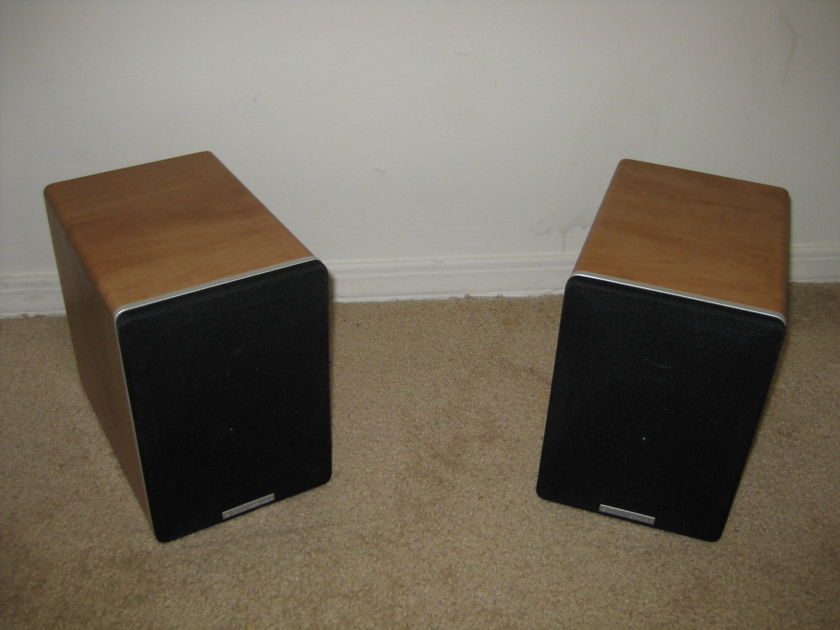 Cambridge Audio S30  Beech Bookshelf Speakers