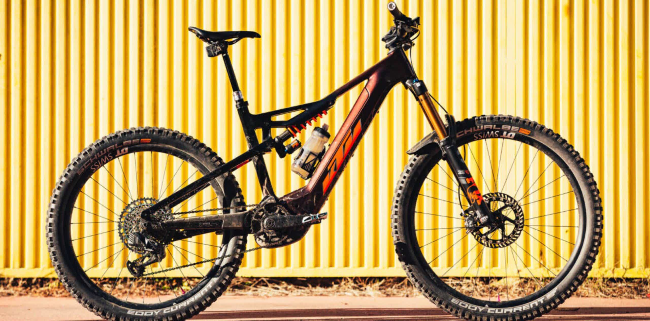 bicicleta eléctrica de montaña pinarello doble suspension