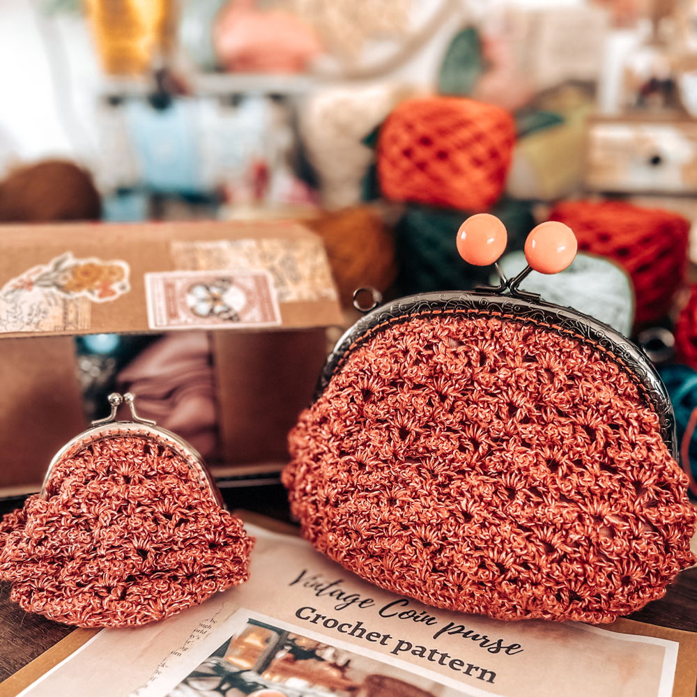 The Vintage Coin purse and clutch Crochet pattern