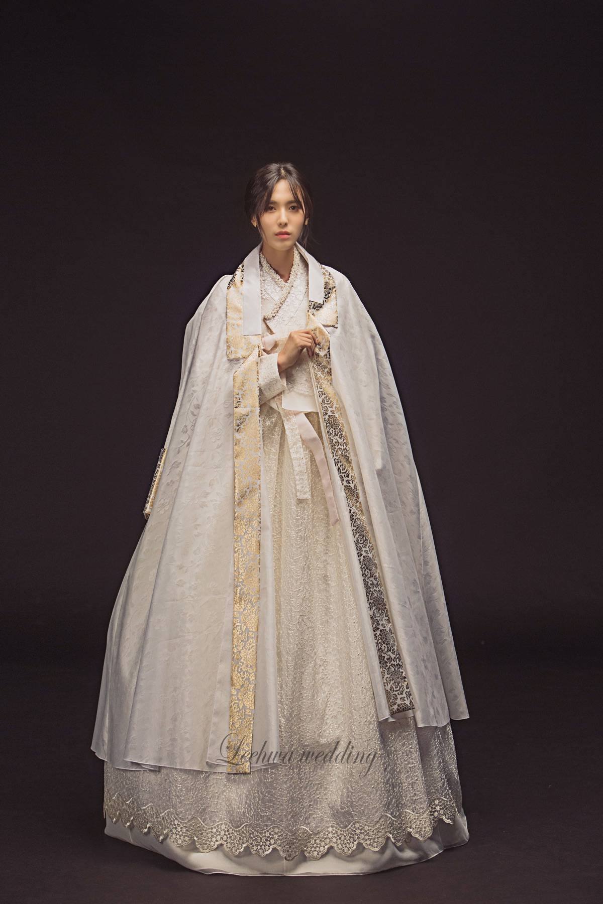 BRIDAL HANBOK COUTURE KOREAN TRADITIONAL DRESS MODERN
