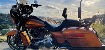 2014 HARLEY-DAVIDSON FLHXS STREET GLIDE SPECIAL (AMBER WHISKEY) motorcycle for rent near Vista, CA