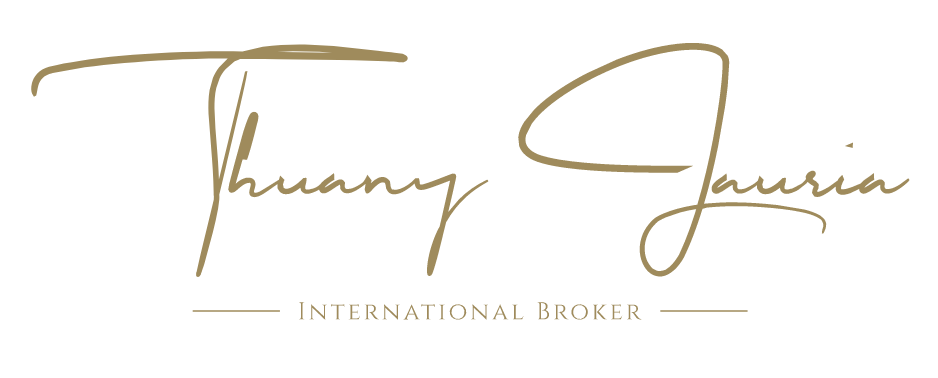 Thuany Lauria Logo