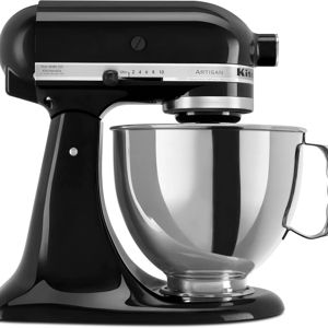 Black KitchenAid Artisan Series 5 Quart Tilt Head Stand Mixer with Pouring Shield Onyx Black