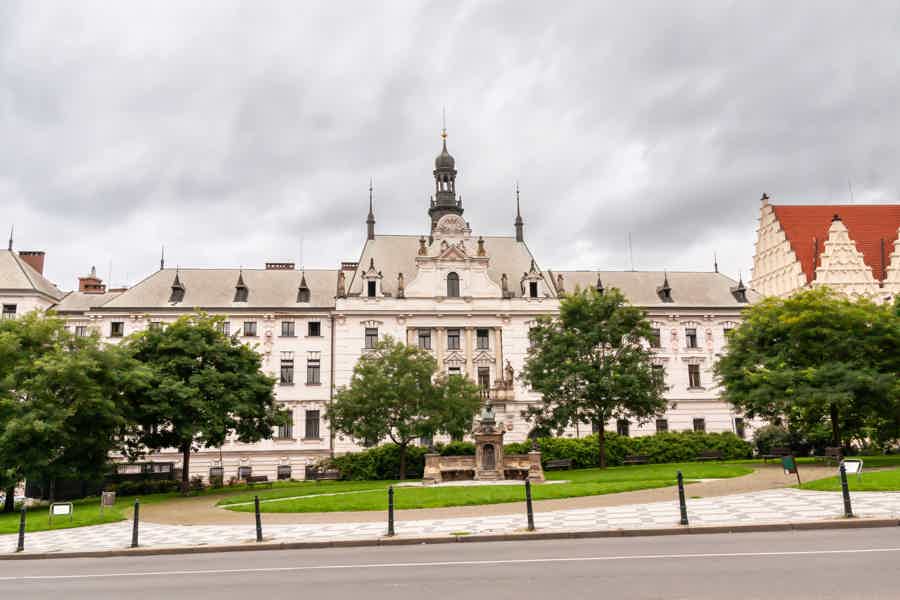 Taste of Prague: 10 Beers and Traditional Czech Dinner - photo 4