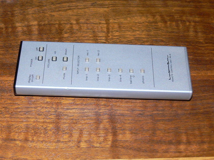 Luxman L505u -  100 wpc Integrated Amp - North America Model