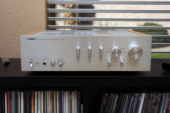 Yamaha AS-2000 Integrated Amplifier Silver Face