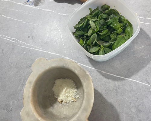 Corsi di cucina Torino: Cooking Class Ligure: Pasta, Pesto e Tiramisù