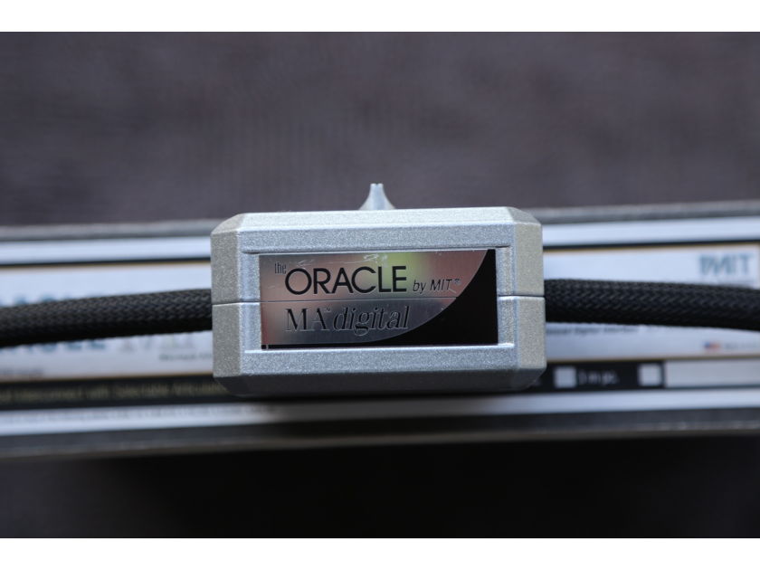 MIT  Oracle MA-X Digital Proline 1.5 meter AES/EBU digital cable (Price reduced!)