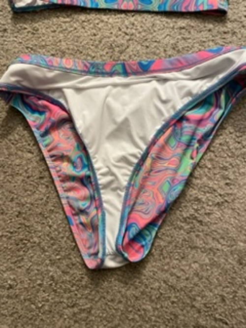 iHeartRaves Recycled Fabric Melted Marble set (Top: 1X, Bottoms: 2X)