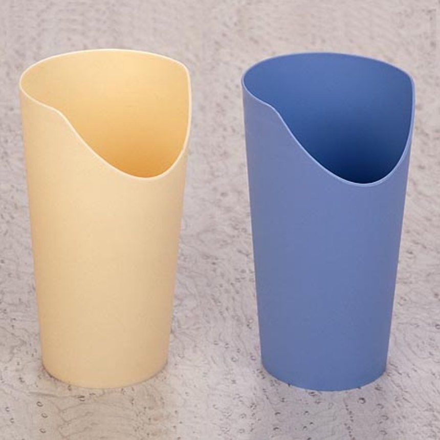 Nose Cutout Cup