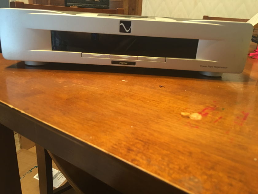 PS Audio Power Plant Premier Silver Trade-in working perfectly