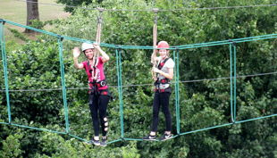 querfeldein hochseilgarten gut gesichert