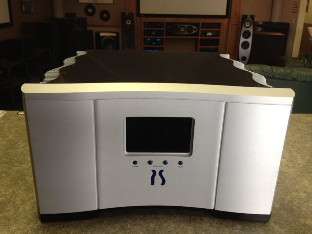 PS Audio P-600 A/C Regenerator W/Multiwave