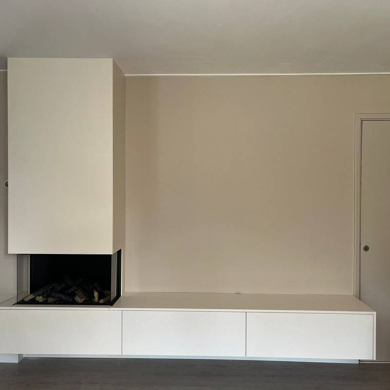 TV-meubel met inbouwhaard op maat, klantproject Houtenmeubelshop