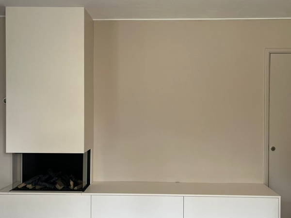 TV-meubel met inbouwhaard op maat, klantproject Houtenmeubelshop