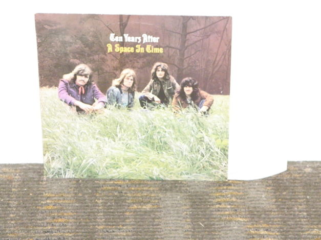 Ten Years After - "A Space In Time" UK (English) Import...