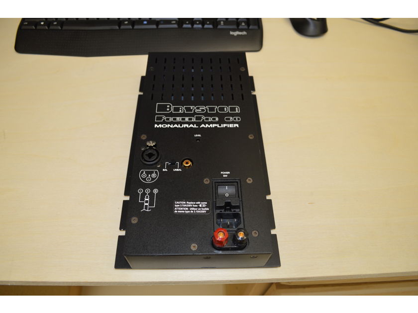 Bryston Powerpac 60 - Monoblock Compact Amplifier / 100 Watt @ 4 Ohms