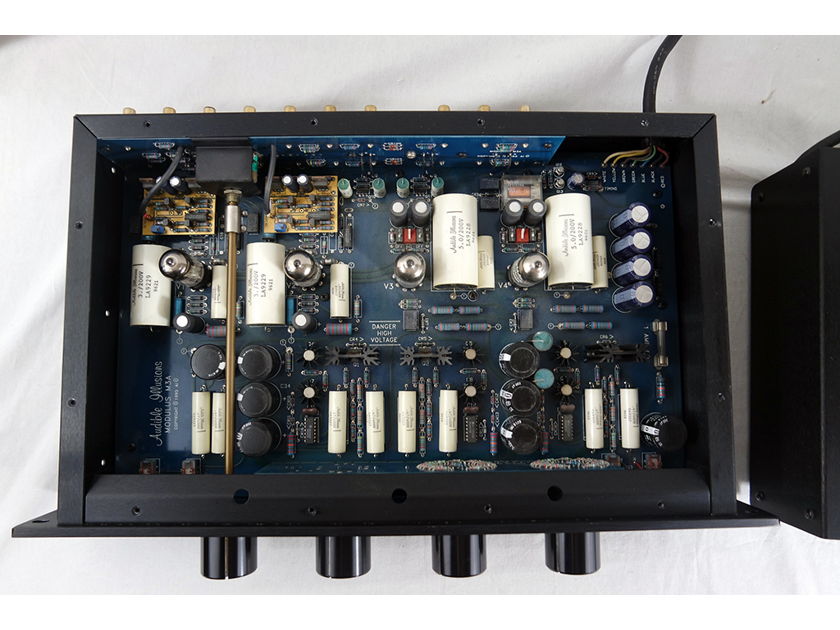 Audible Illusions Modulus 3A with John Curls Gold MC phono board - trade-in in good condition