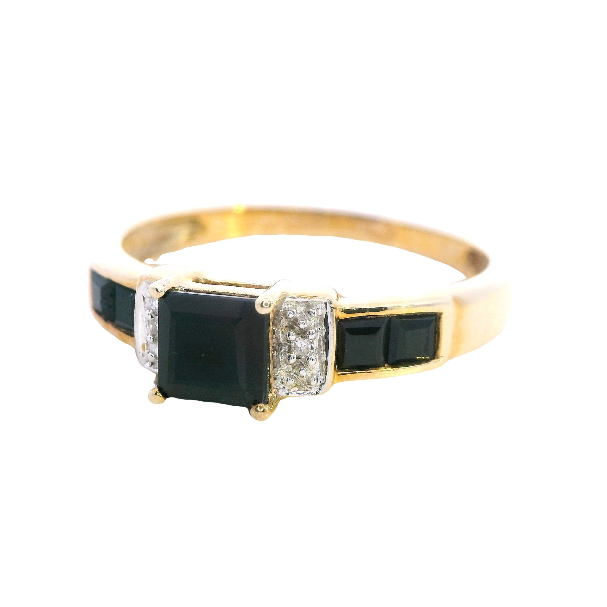 Sapphire and Diamond Ring set in 9ct Yellow Gold