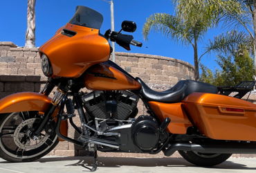 2014 HARLEY-DAVIDSON FLHXS STREET GLIDE SPECIAL (AMBER WHISKEY) motorcycle for rent near Vista, CA