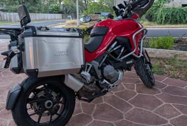 2020 DUCATI MULTISTRADA 1260 S motorcycle for rent near Austin, TX