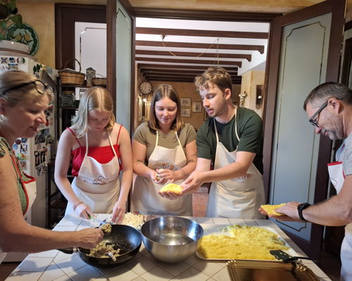 Cooking classes Pedara: Learn how to make arancini, scacciate and cipolline