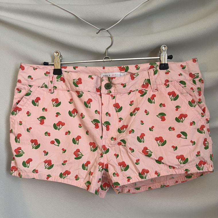 Cherry Print Shorts 🍒