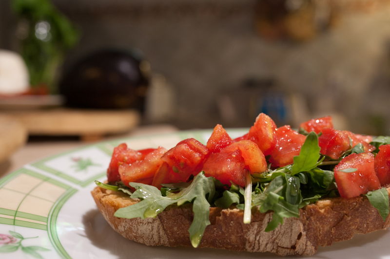Enjoy a private cooking class, learn the secrets of four typical dishes, including the famous Bruschetta. 