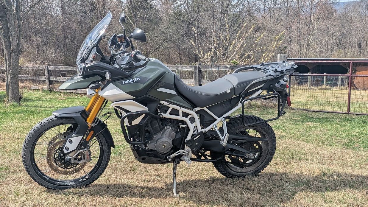 TRIUMPH TIGER 900 RALLY for rent near Winchester, VA
