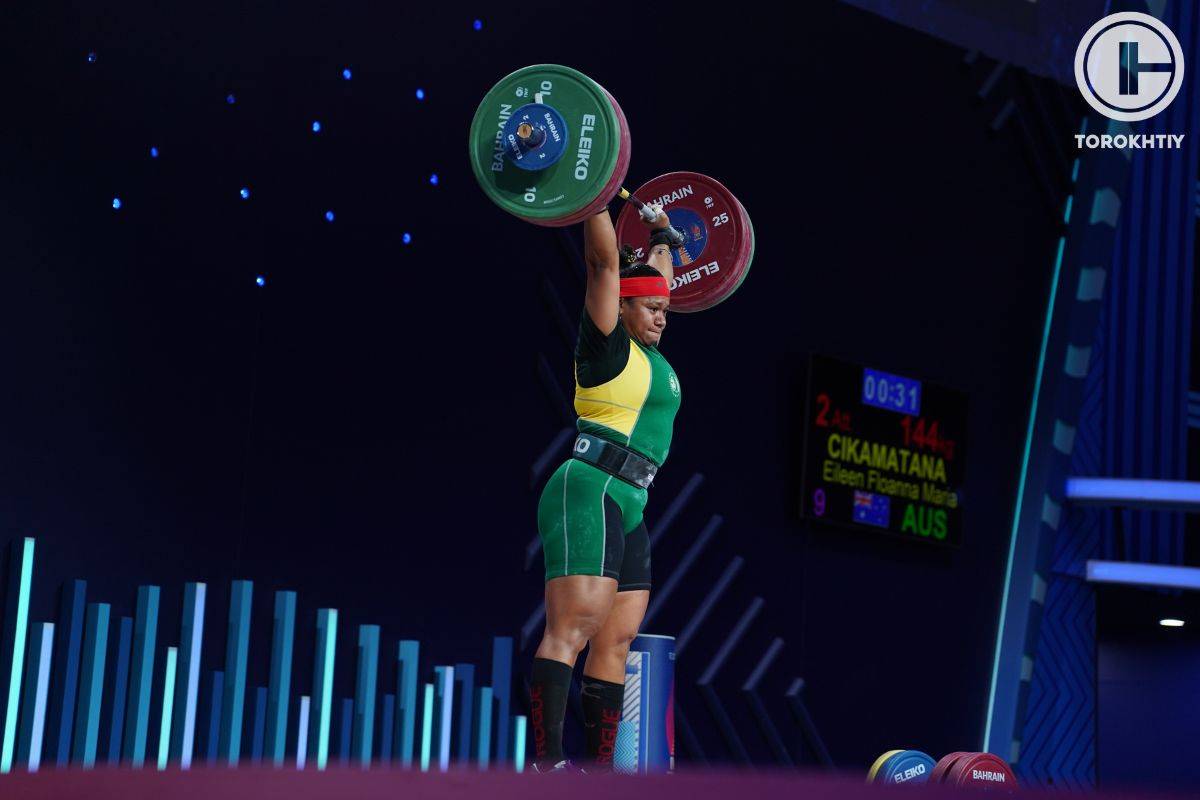 flat-powerlifting-shoes Hook Grip